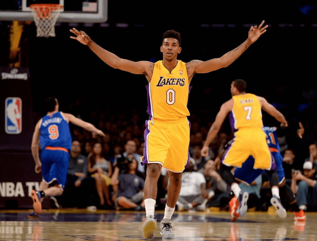 他多次回撤 他多次回撤